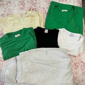 Aritzia Bundle!!